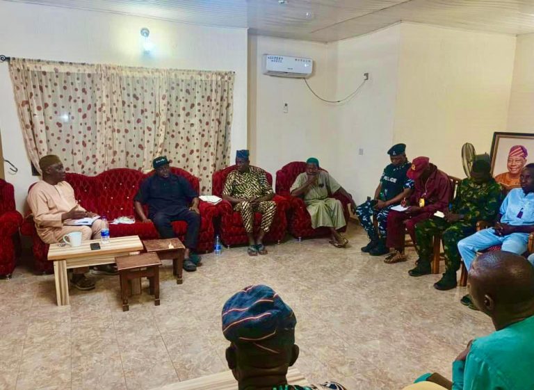 Oyo Deputy Gov Visits Kishi, Debunks Kidnapping Rumor At Nursing College