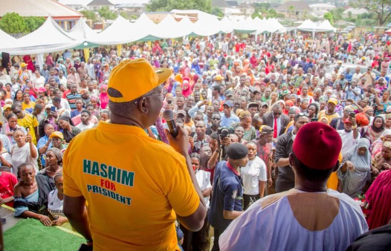Gbenga Olawepo-Hashim Vows To Stabilize Naira At N525/$1, Rallies Thousands In Abuja