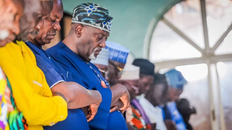 Oyo South 2027: Hon. Dhikrullahi Olajide Odidiomo Rallies Apata Residents For PVC Collection, Supports Mosque With ₦5M